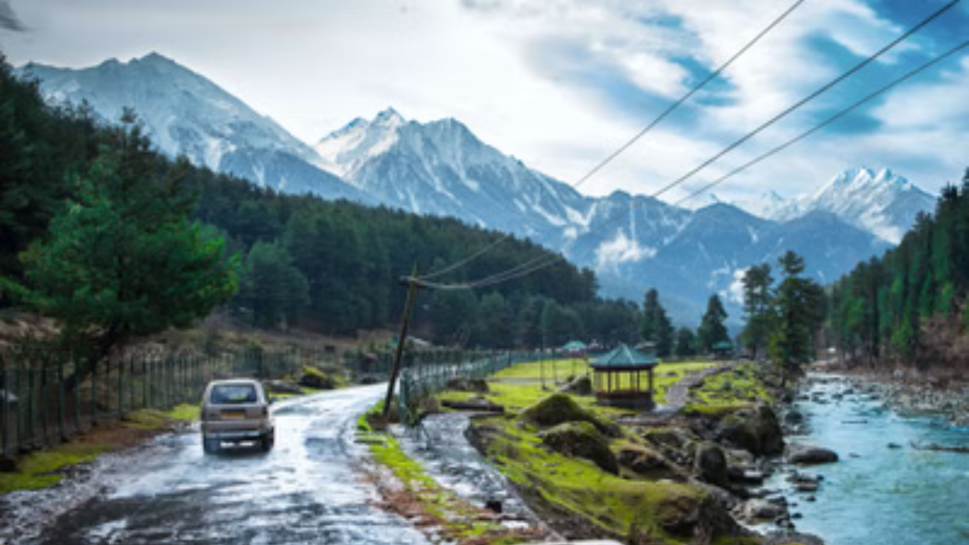 Romantic Kashmir Honeymoon